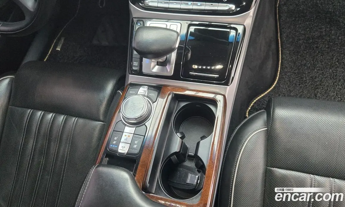 Genesis EQ900 2016 5.0 автомат (гидро), фото 12