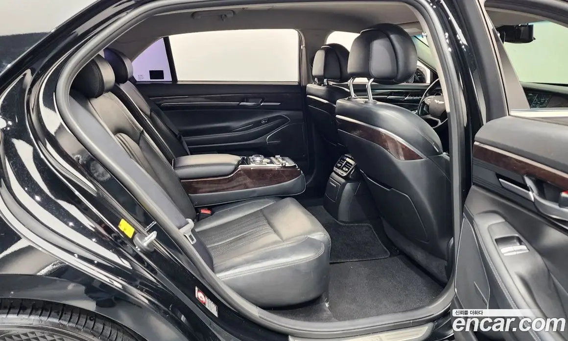 Genesis EQ900 2016 3.8 автомат (гидро), фото 11 Genesis EQ900 2016 3.8 автомат (гидро), фото 11