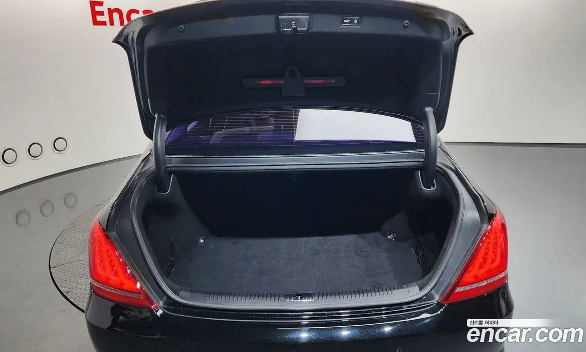 Genesis EQ900 2016 3.8 автомат (гидро), фото 18 Genesis EQ900 2016 3.8 автомат (гидро), фото 18