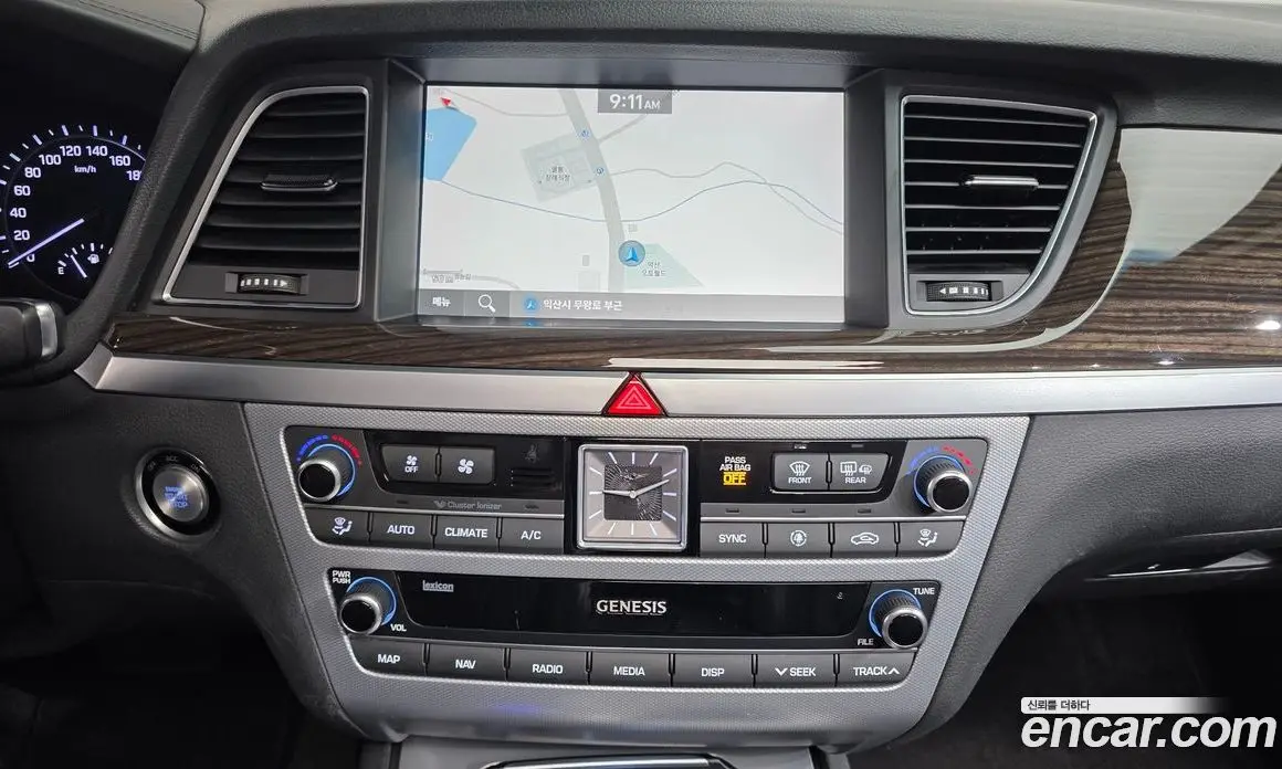 Genesis G80 2018 3.3 автомат (гидро), фото 15 Genesis G80 2018 3.3 автомат (гидро), фото 15
