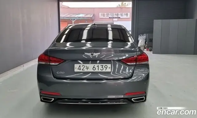 Genesis G80 2018 3.3 автомат (гидро), миниатюра 4 Genesis G80 2018 3.3 автомат (гидро), миниатюра 4