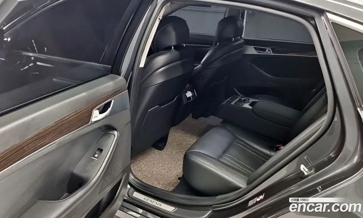 Genesis G80 2018 3.3 автомат (гидро), фото 10 Genesis G80 2018 3.3 автомат (гидро), фото 10