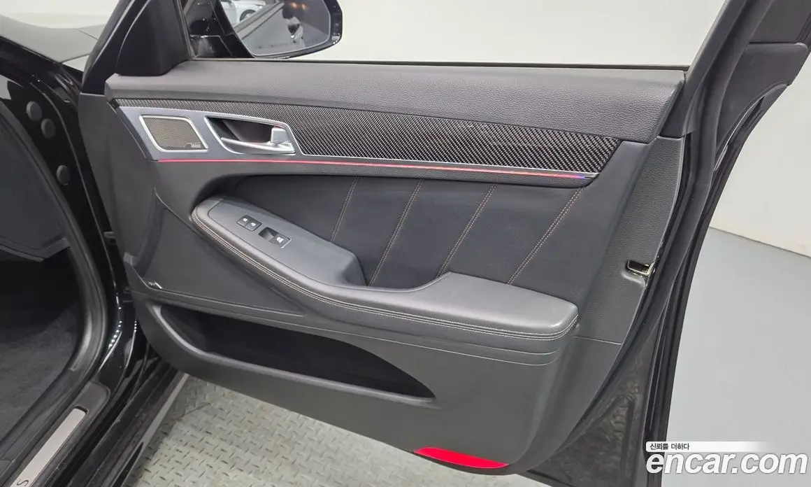 Genesis G80 2018 3.3 автомат (гидро), фото 14 Genesis G80 2018 3.3 автомат (гидро), фото 14