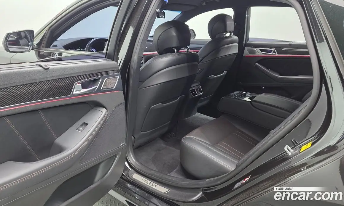 Genesis G80 2018 3.3 автомат (гидро), фото 18 Genesis G80 2018 3.3 автомат (гидро), фото 18
