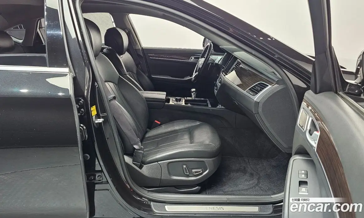 Genesis G80 2018 3.8 автомат (гидро), фото 16 Genesis G80 2018 3.8 автомат (гидро), фото 16