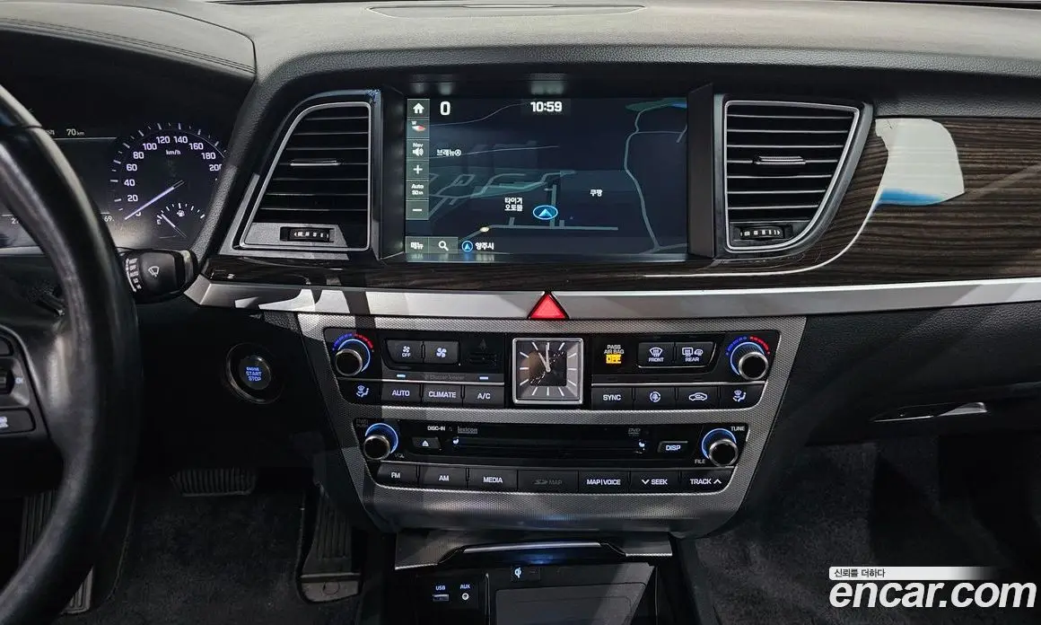 Genesis G80 2018 3.8 автомат (гидро), фото 18 Genesis G80 2018 3.8 автомат (гидро), фото 18