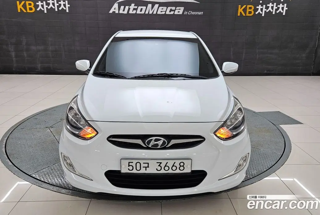Hyundai Accent 2012 1.6 автомат (гидро), фото 1 Hyundai Accent 2012 1.6 автомат (гидро), фото 1