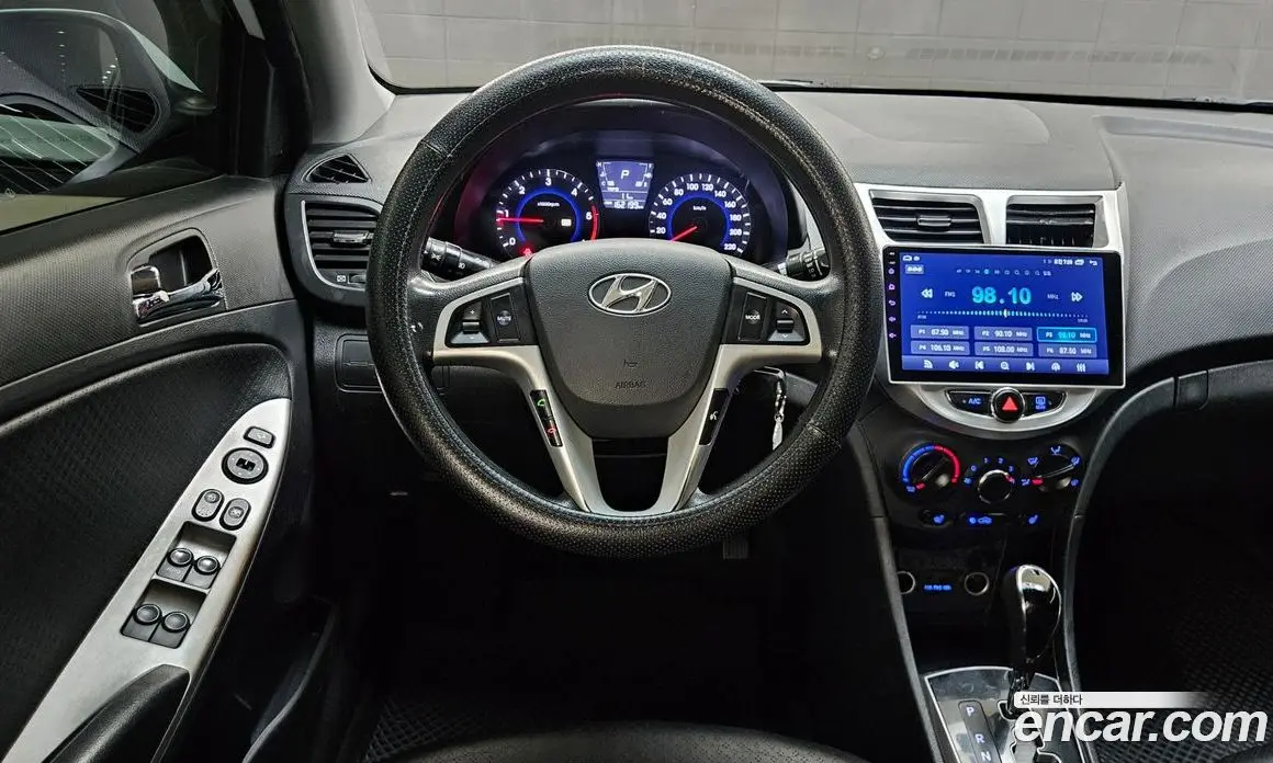 Hyundai Accent 2012 1.6 автомат (гидро), фото 11 Hyundai Accent 2012 1.6 автомат (гидро), фото 11