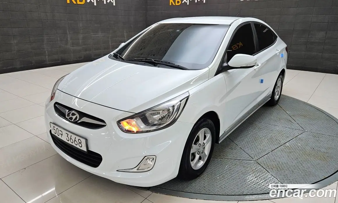 Hyundai Accent 2012 1.6 автомат (гидро), фото 3 Hyundai Accent 2012 1.6 автомат (гидро), фото 3