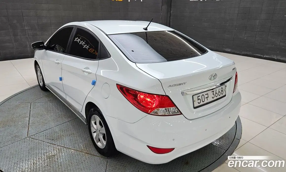 Hyundai Accent 2012 1.6 автомат (гидро), фото 6 Hyundai Accent 2012 1.6 автомат (гидро), фото 6