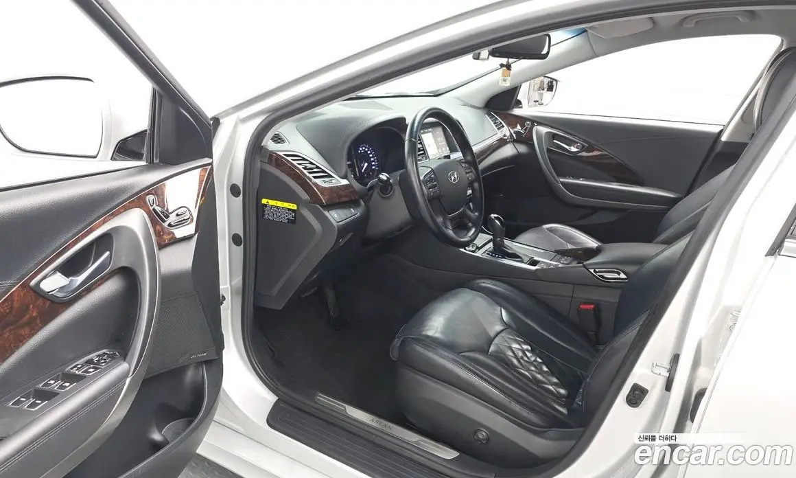 Hyundai Aslan 2015 3.0 автомат (гидро), фото 12