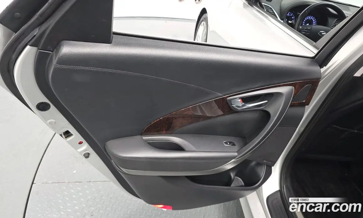 Hyundai Aslan 2015 3.0 автомат (гидро), фото 14