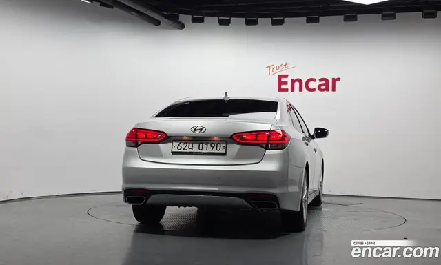 Hyundai Aslan 2015 3.0 автомат (гидро), миниатюра 3