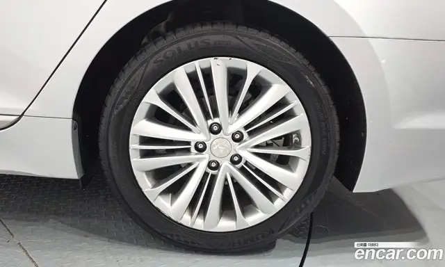 Hyundai Aslan 2015 3.0 автомат (гидро), миниатюра 6