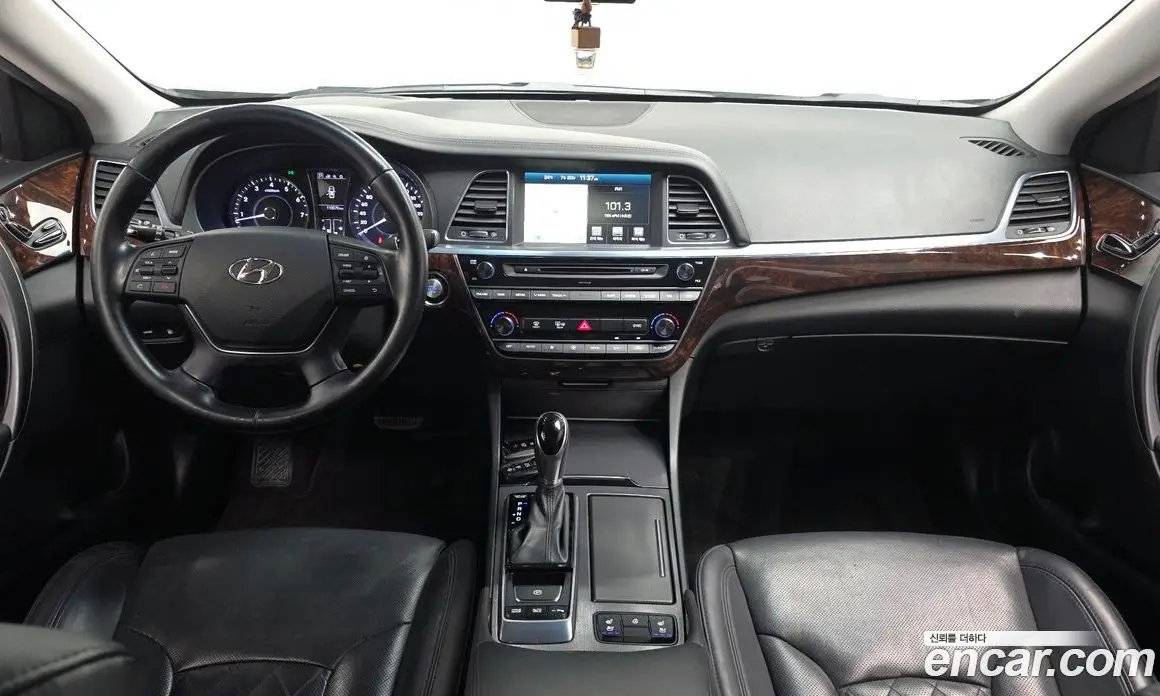 Hyundai Aslan 2015 3.0 автомат (гидро), фото 9