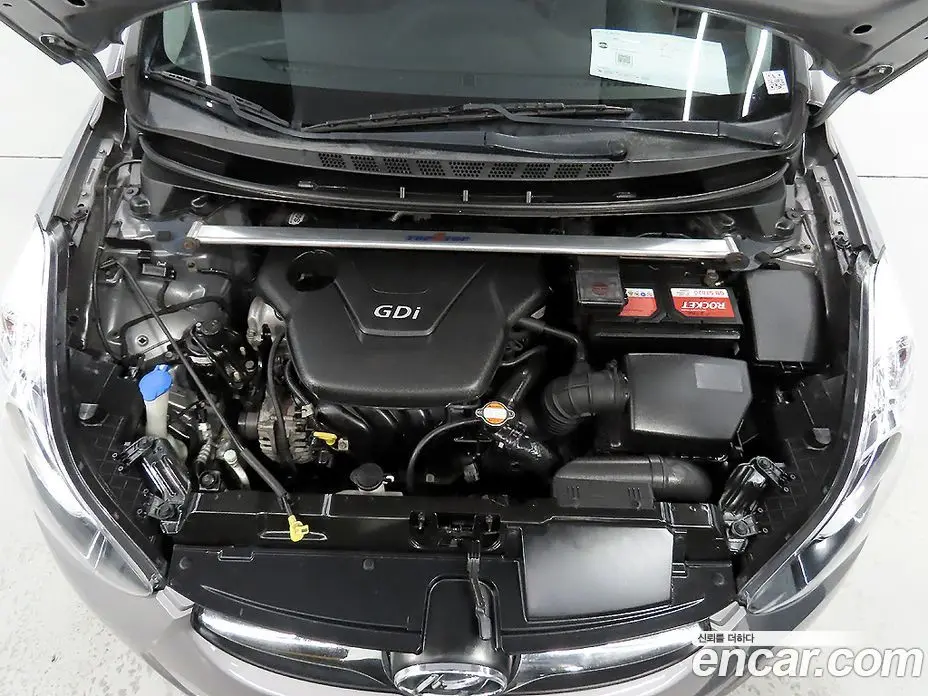 Hyundai Avante 2010 1.6 автомат (гидро), фото 19