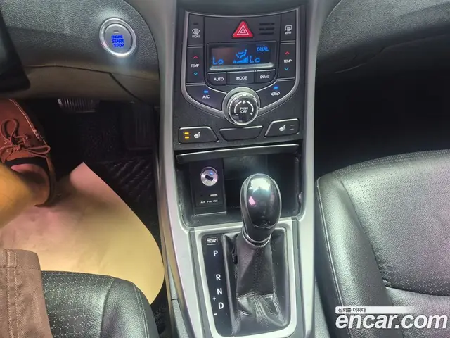 Hyundai Avante 2013 1.6 автомат (гидро), миниатюра 11 Hyundai Avante 2013 1.6 автомат (гидро), миниатюра 11