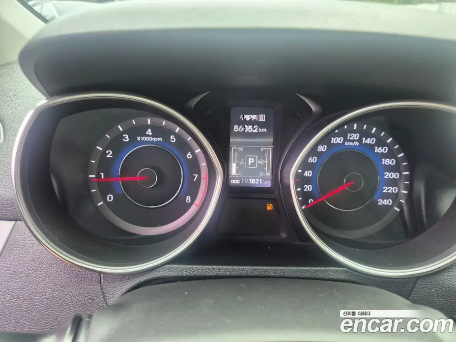 Hyundai Avante 2013 1.6 автомат (гидро), фото 8 Hyundai Avante 2013 1.6 автомат (гидро), фото 8