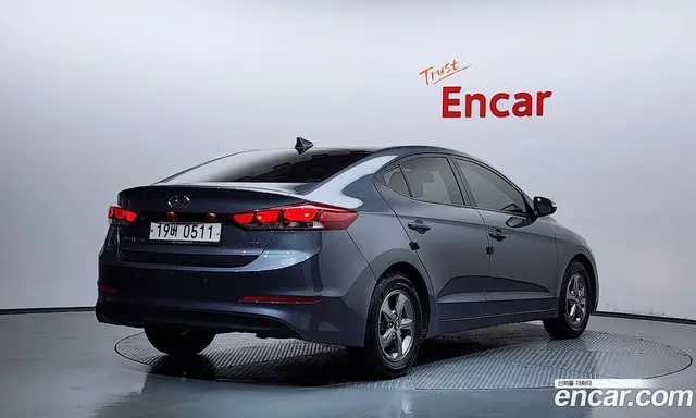 Hyundai Avante 2015 1.6 автомат (гидро), миниатюра 2 Hyundai Avante 2015 1.6 автомат (гидро), миниатюра 2