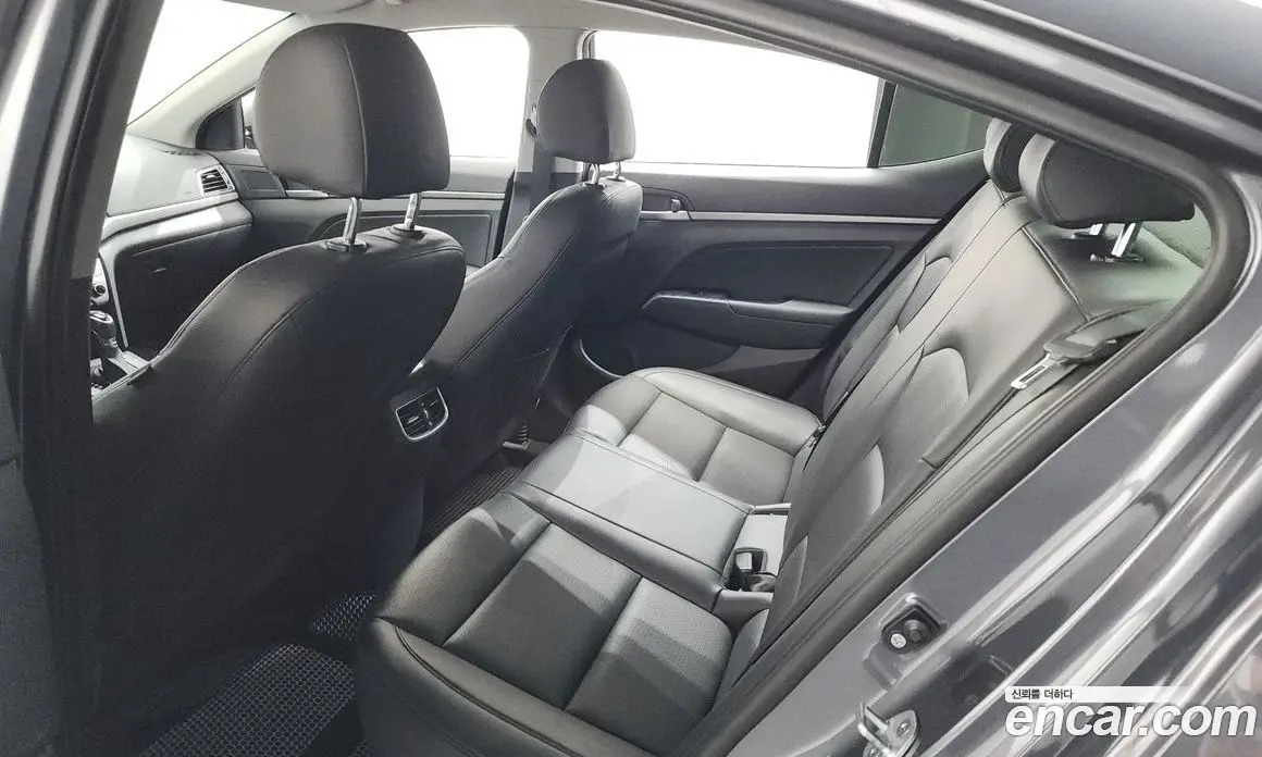Hyundai Avante 2015 1.6 автомат (гидро), фото 18 Hyundai Avante 2015 1.6 автомат (гидро), фото 18