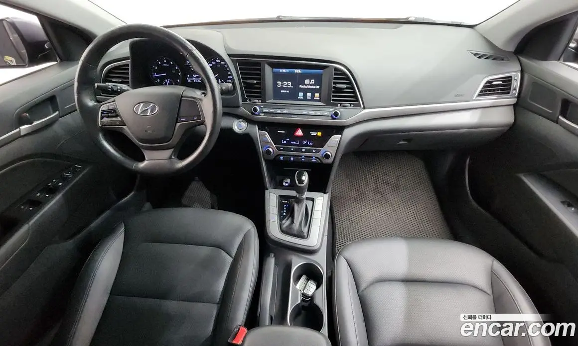 Hyundai Avante 2015 1.6 автомат (гидро), фото 7 Hyundai Avante 2015 1.6 автомат (гидро), фото 7