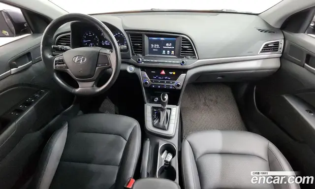 Hyundai Avante 2015 1.6 автомат (гидро), миниатюра 7 Hyundai Avante 2015 1.6 автомат (гидро), миниатюра 7