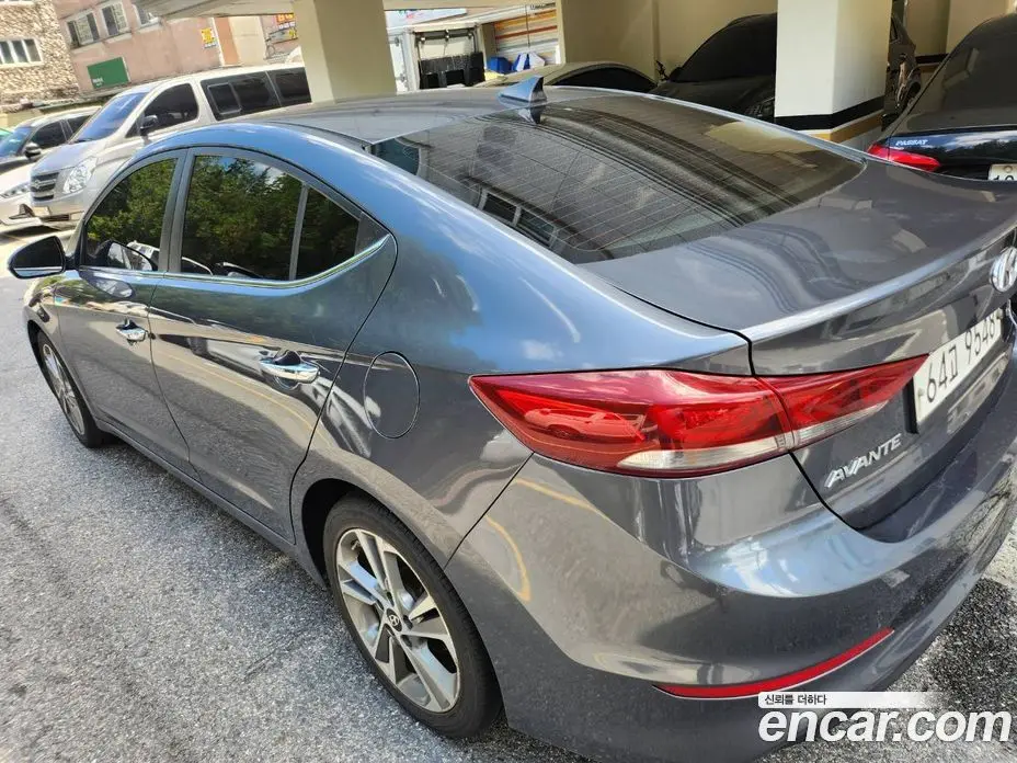 Hyundai Avante 2015 1.6 автомат (гидро), фото 2 Hyundai Avante 2015 1.6 автомат (гидро), фото 2