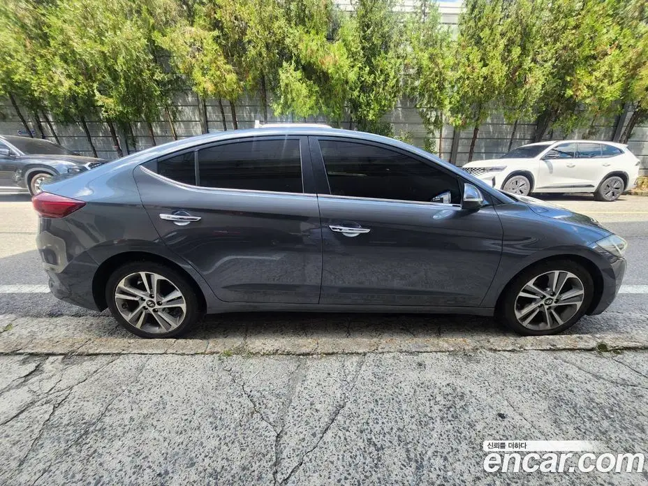Hyundai Avante 2015 1.6 автомат (гидро), фото 17 Hyundai Avante 2015 1.6 автомат (гидро), фото 17