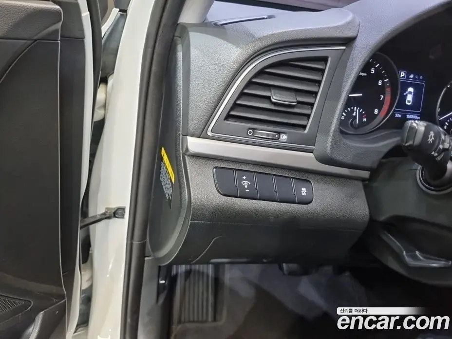 Hyundai Avante 2016 1.6 автомат (гидро), фото 18