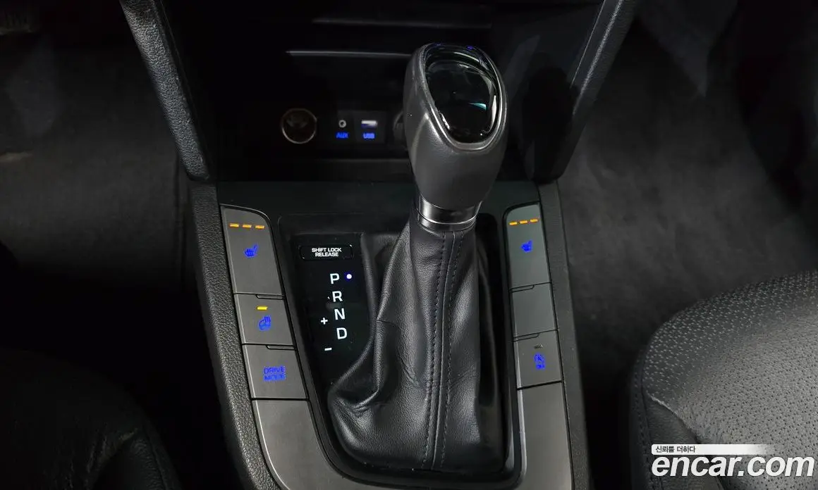 Hyundai Avante 2016 1.6 автомат (гидро), фото 9 Hyundai Avante 2016 1.6 автомат (гидро), фото 9