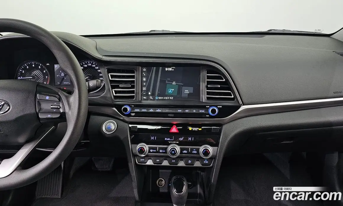 Hyundai Avante 2019 1.6 автомат (гидро), фото 18
