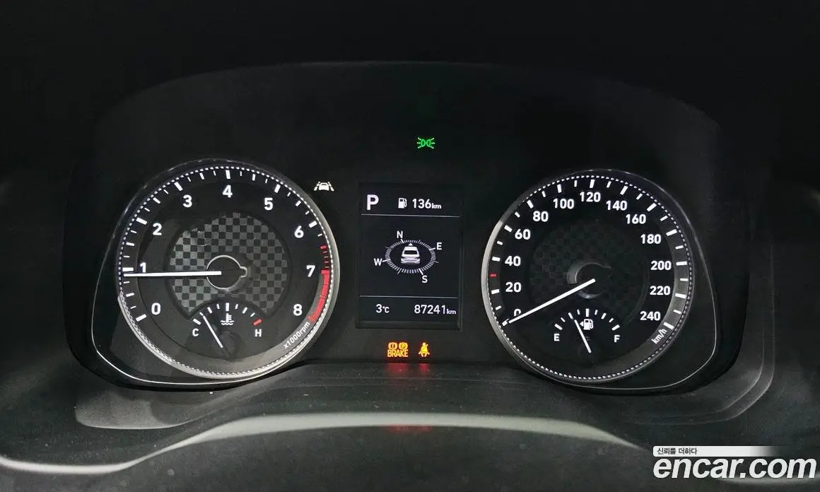 Hyundai Avante 2019 1.6 автомат (гидро), фото 8