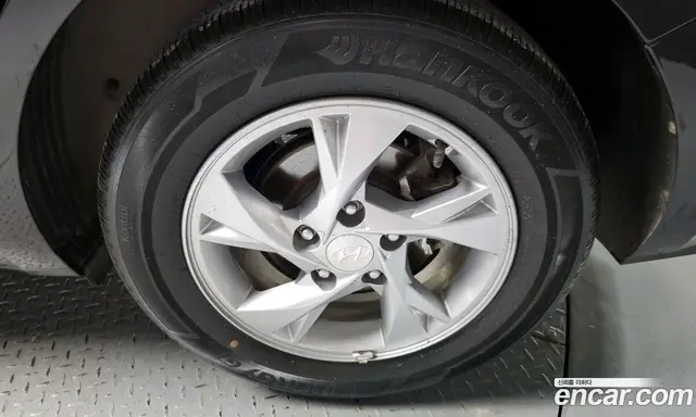 Hyundai Avante 2021 1.6 автомат (гидро), миниатюра 7 Hyundai Avante 2021 1.6 автомат (гидро), миниатюра 7