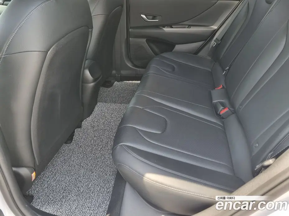 Hyundai Avante 2021 1.6 автомат (гидро), фото 15