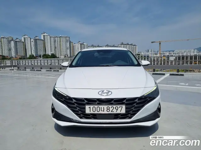 Hyundai Avante 2021 1.6 автомат (гидро), миниатюра 5