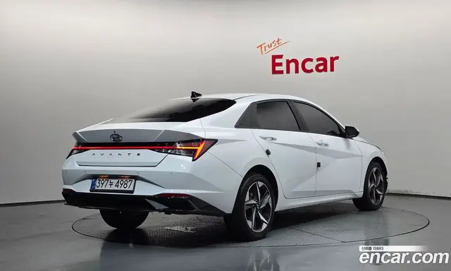 Hyundai Avante 2022 1.6 автомат (гидро), миниатюра 2