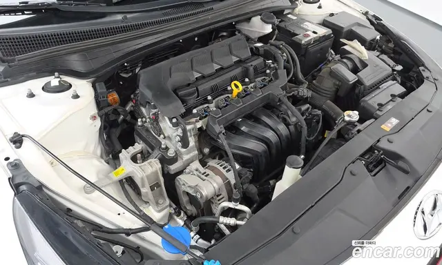 Hyundai Avante 2022 1.6 автомат (гидро), миниатюра 6