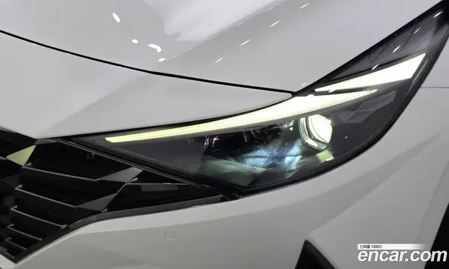 Hyundai Avante 2022 1.6 автомат (гидро), миниатюра 8