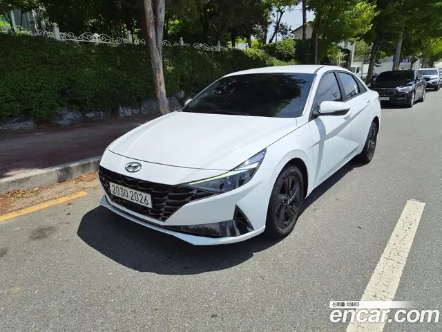 Hyundai Avante, 2023, 71 569 км