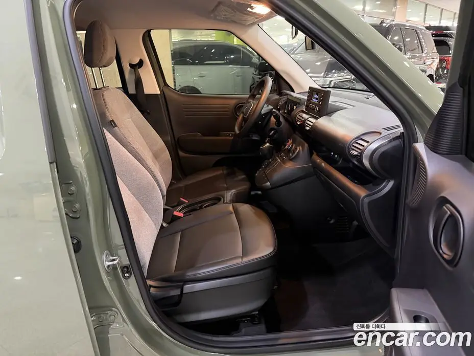 Hyundai Casper 2023 1.0 автомат (гидро), фото 15