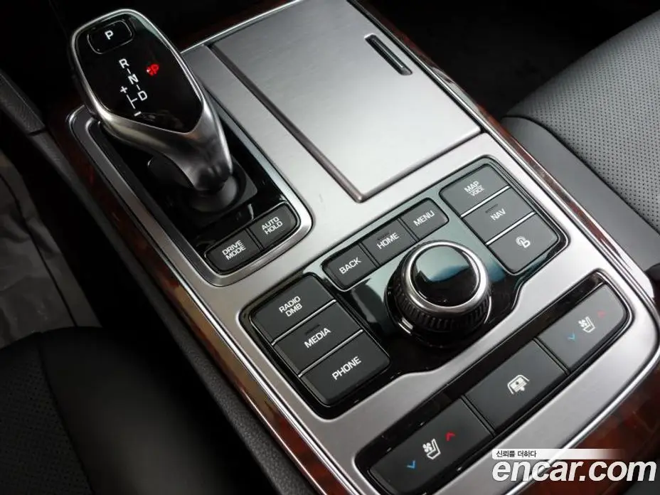 Hyundai Equus 2015 3.8 автомат (гидро), фото 12