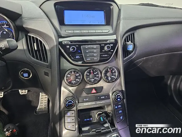 Hyundai Genesis 2013 2.0 механика, миниатюра 12