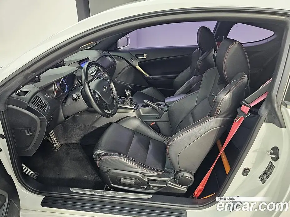 Hyundai Genesis 2013 2.0 механика, фото 6