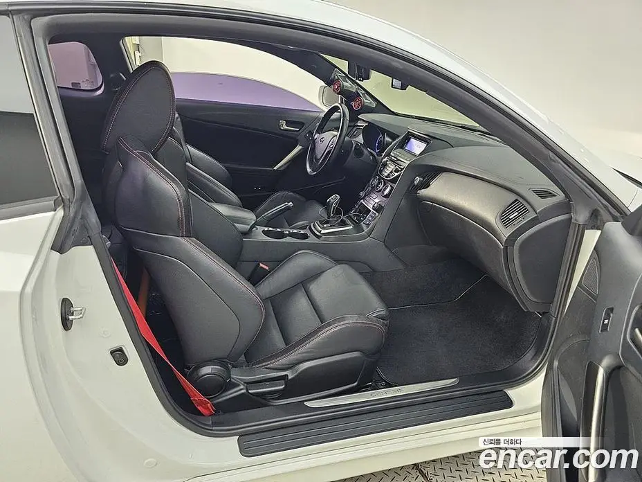 Hyundai Genesis 2013 2.0 механика, фото 7