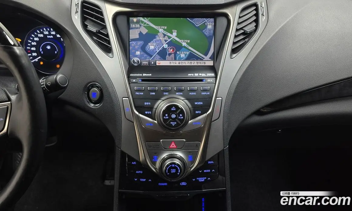 Hyundai Grandeur 2011 3.0 автомат (гидро), фото 14