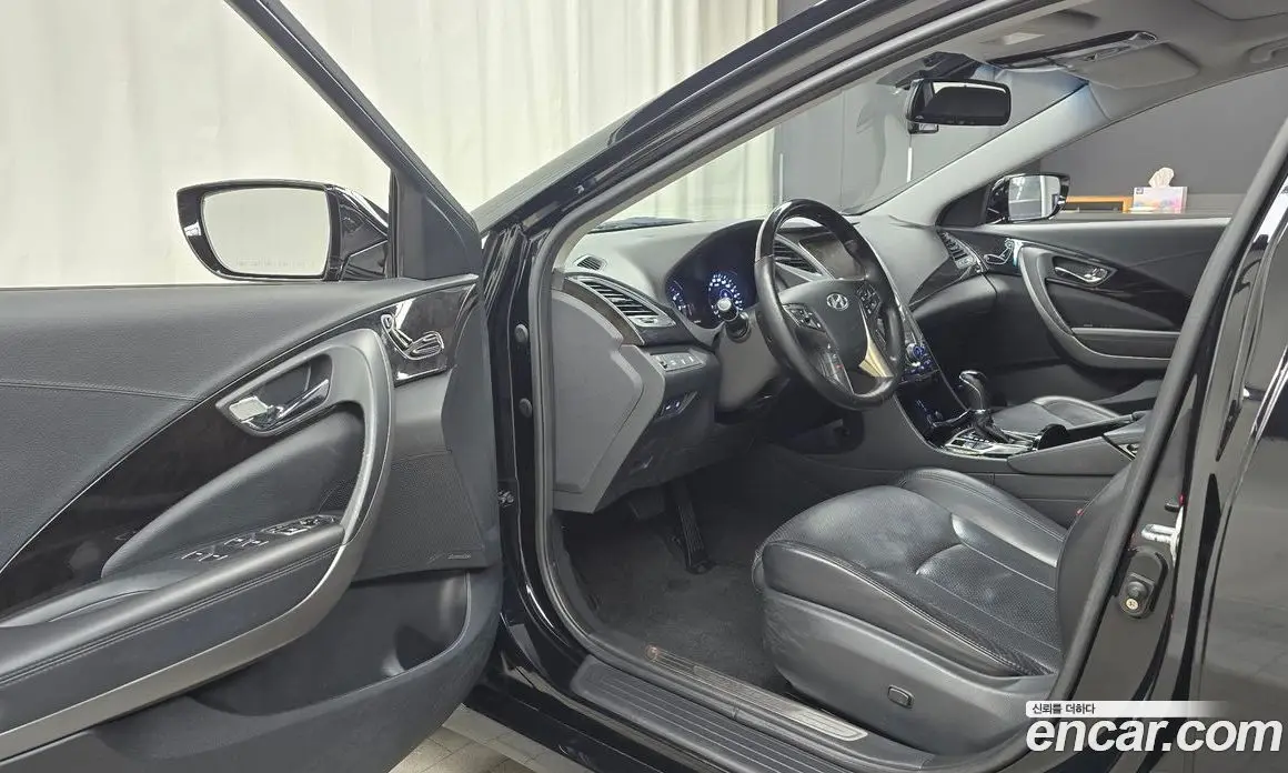 Hyundai Grandeur 2011 3.0 автомат (гидро), фото 10