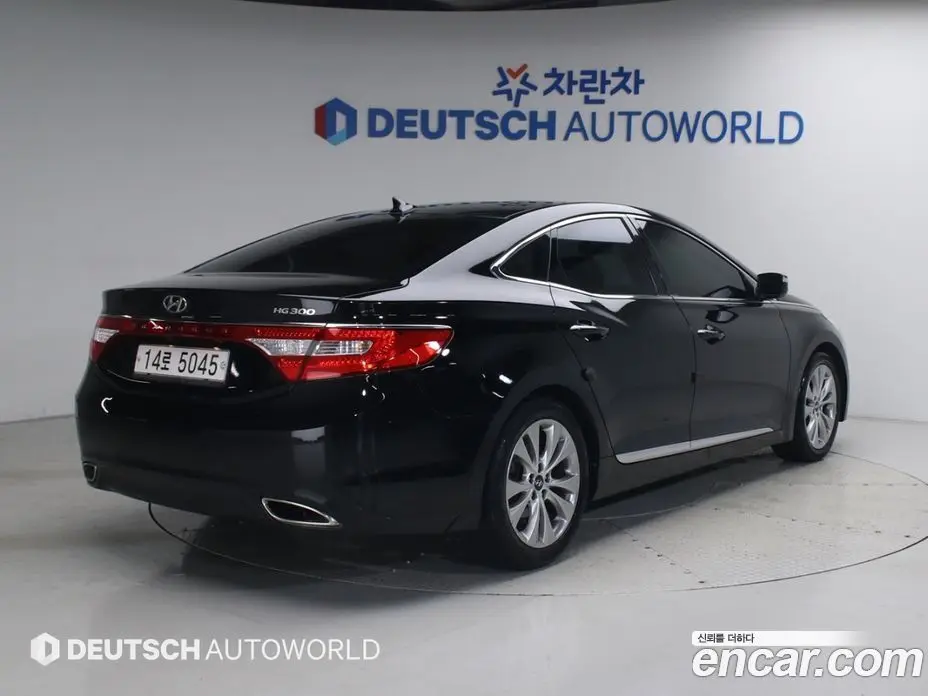 Hyundai Grandeur 2011 3.0 автомат (гидро), фото 2 Hyundai Grandeur 2011 3.0 автомат (гидро), фото 2