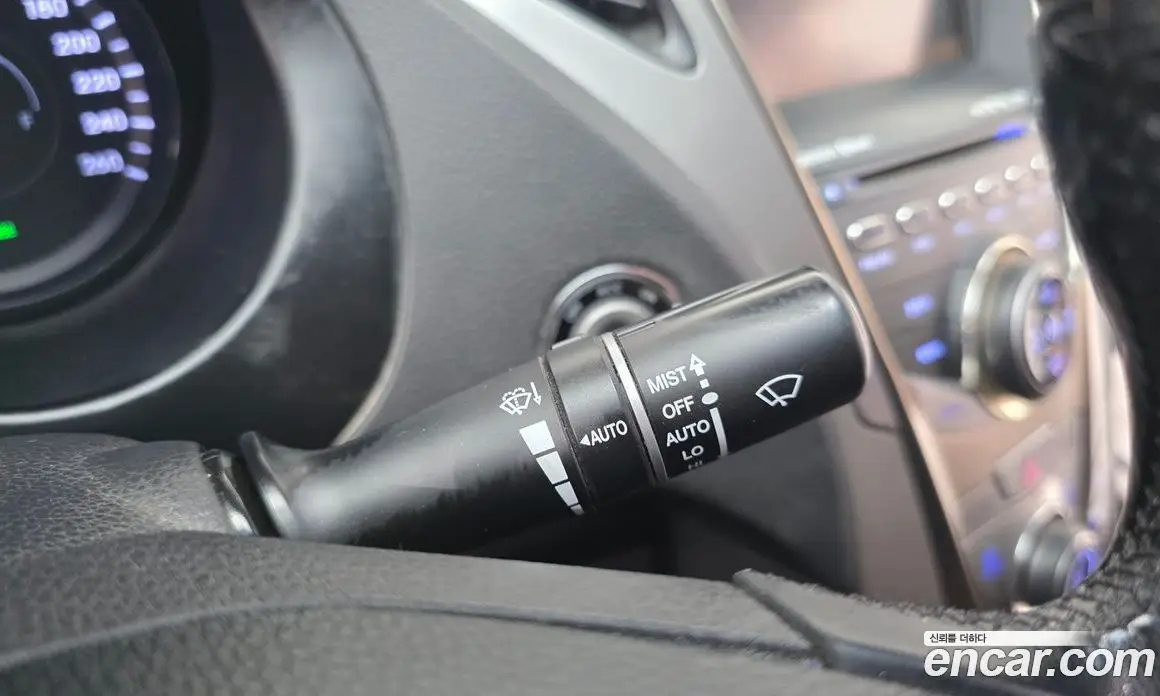 Hyundai Grandeur 2011 3.0 автомат (гидро), фото 18