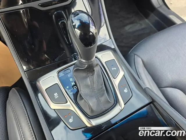 Hyundai Grandeur 2012 2.4 автомат (гидро), миниатюра 11