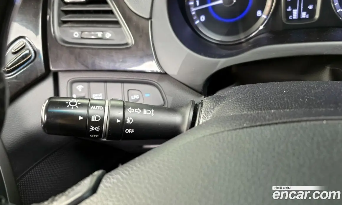 Hyundai Grandeur 2013 3.0 автомат (гидро), фото 19
